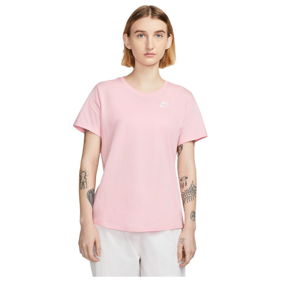 Nike Γυναικεία κοντομάνικη μπλούζα Sportswear Club Essentials T-Shirt